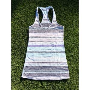 Striped Lululemon Tanktop 🍋